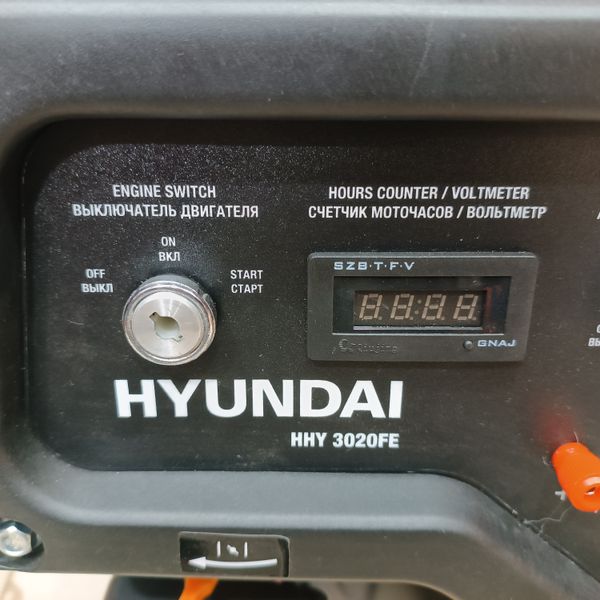 Бензиновий генератор Hyundai HHY 3020FЕ HHY 3020FЕ  фото