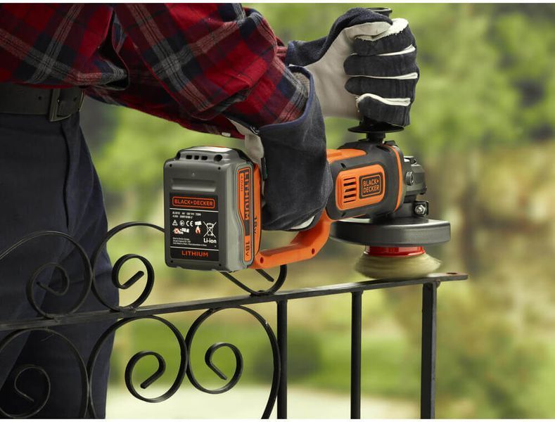 Шліфмашина кутова - болгарка акумуляторна BLACK+DECKER BCG720M1 BCG720M1 фото