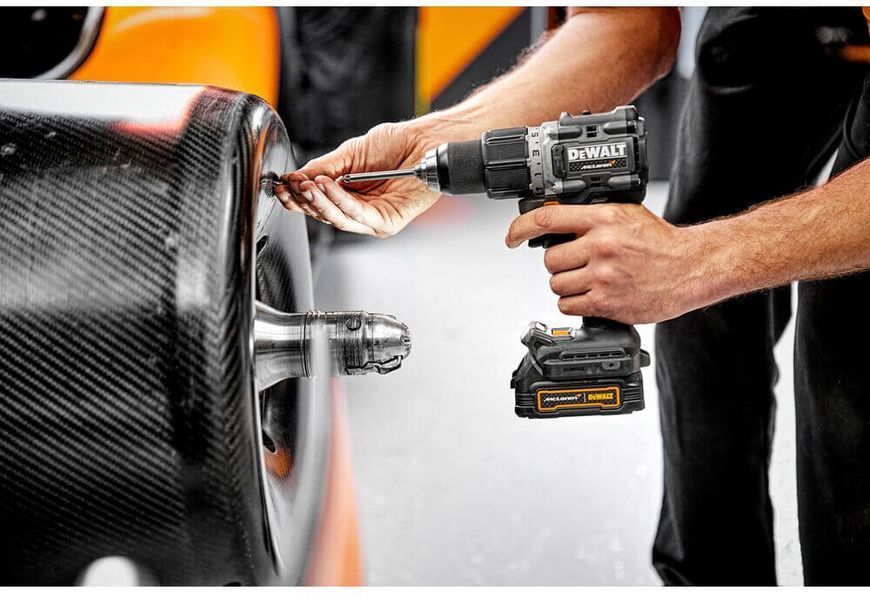 Дриль-шурупокрут McLaren F1 TEAM LIMITED EDITION DeWALT DCD85ME2GT DCD85ME2GT фото