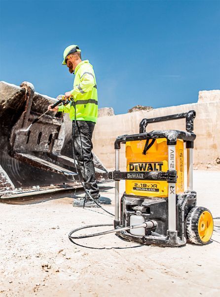 Мойка высокого давления аккумуляторная бесщеточная DeWALT DCMPW1600N DCMPW1600N фото