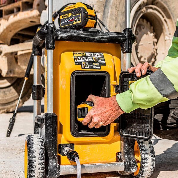 Мойка высокого давления аккумуляторная бесщеточная DeWALT DCMPW1600N DCMPW1600N фото