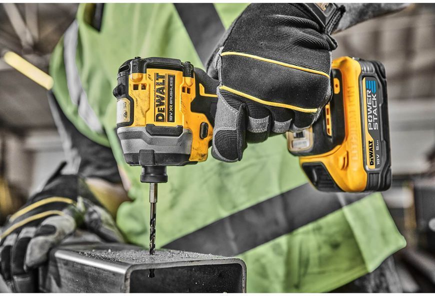 Набор из двух инструментов бесщеточных DeWALT DCK2050H2T DCK2050H2T фото