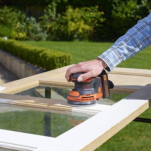 Шліфмашина ексцентрикова акумуляторна BLACK+DECKER BDCROS18 BDCROS18 фото