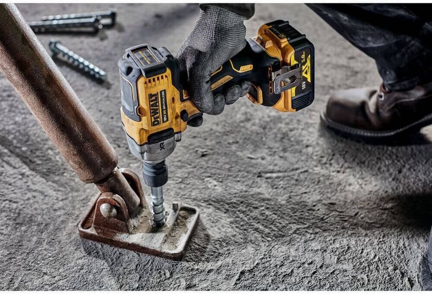 Гайковерт ударний акумуляторний безщітковий DeWALT DCF891P2T DCF891P2T фото