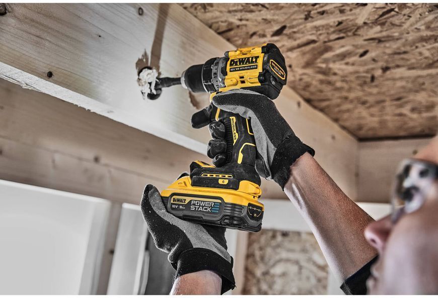 Набор из двух инструментов бесщеточных DeWALT DCK2051H2T DCK2051H2T фото