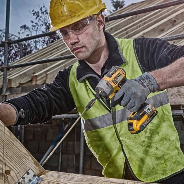Набор из четырёх инструментов бесщеточных DeWALT DCK422P3 DCK422P3 фото