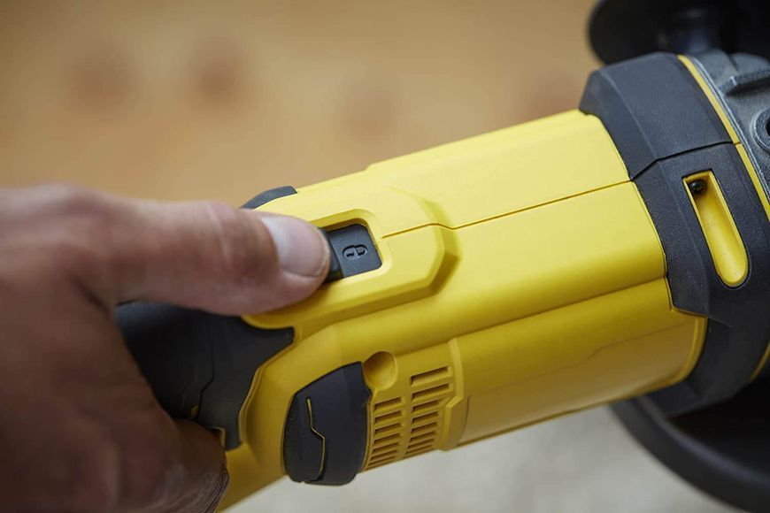 Шліфмашина кутова акумуляторна - болгарка акумуляторна STANLEY FATMAX SFMCG400B SFMCG400B фото