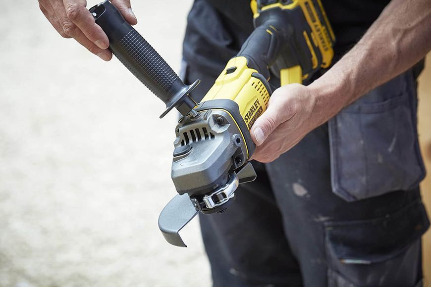 Шліфмашина кутова акумуляторна - болгарка акумуляторна STANLEY FATMAX SFMCG400B SFMCG400B фото