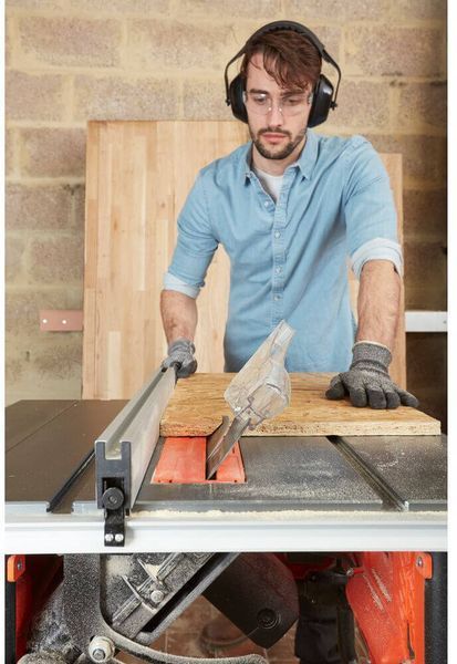 Пила настільна мережева BLACK+DECKER BES720 BES720 фото