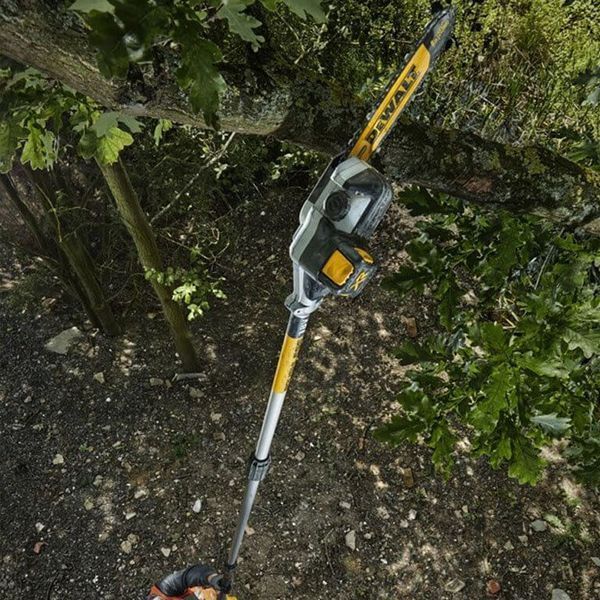 Высоторез аккумуляторный бесщёточный со штангой DeWALT DCMPS567P1 DCMPS567P1 фото