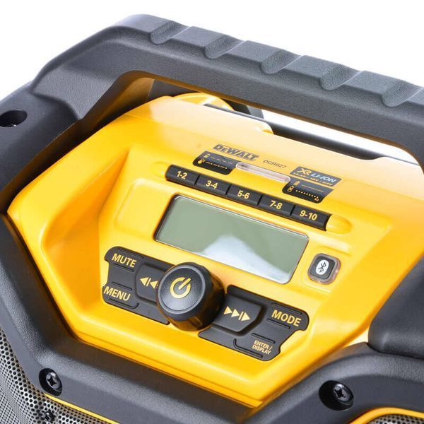 Зарядное устройство-радиоприемник DeWALT DCR027 DCR027 фото