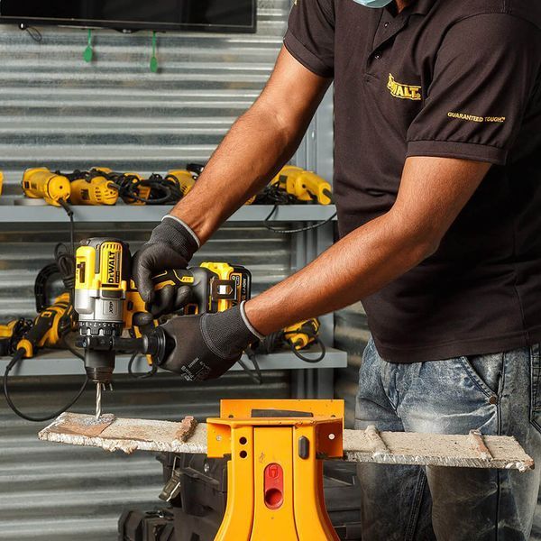 Дриль-шурупокрут акумуляторний безщітковий DeWALT DCD991NT DCD991NT фото
