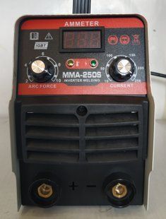 Сварочный инвертор Луч Профи ММА 250 S M30012423 фото